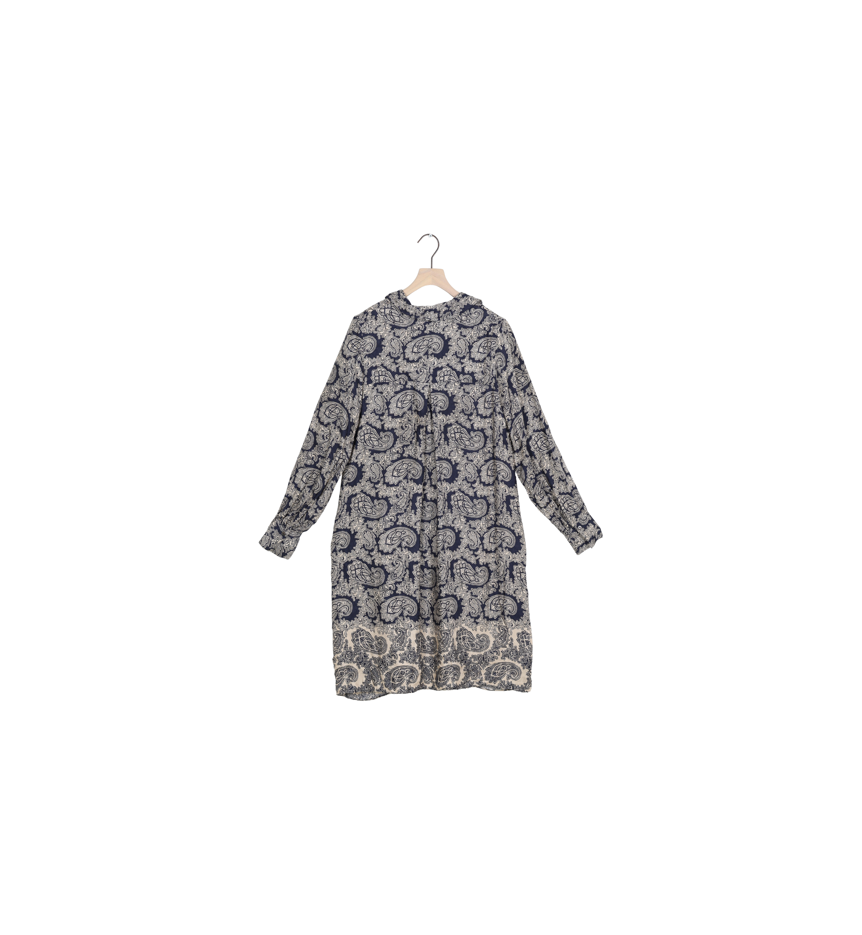 Packshot / Salute Navy / ReLoved